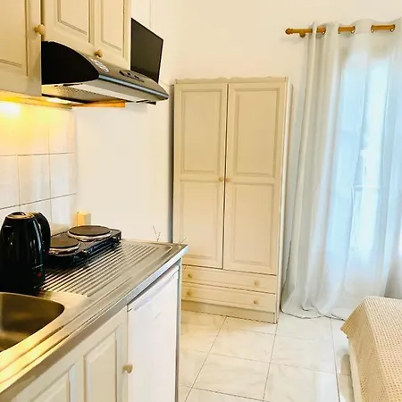Skopelos Hotel *